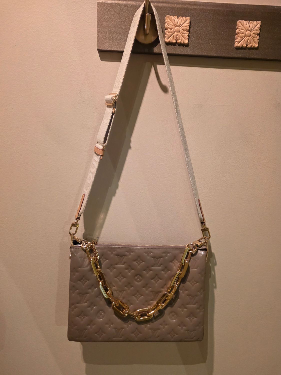 Louis Vuitton Coussin MM Louis Vuitton Coussin MM