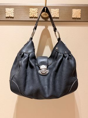 Louis Vuitton Mahina Shoulder Bag