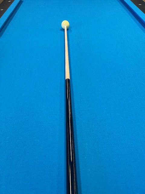 ACTION Jr cue w/ cue ball