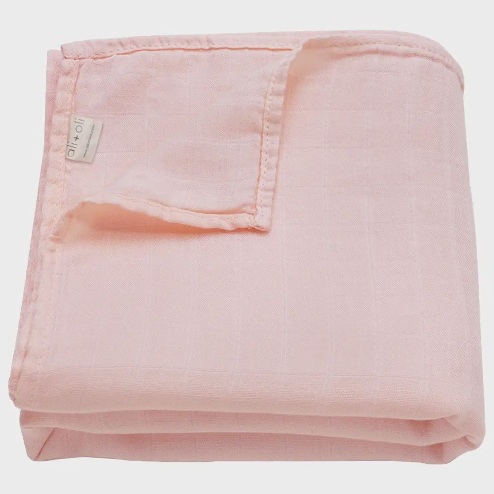 Bamboo Muslin Swaddle Blanket (Soft Pink)