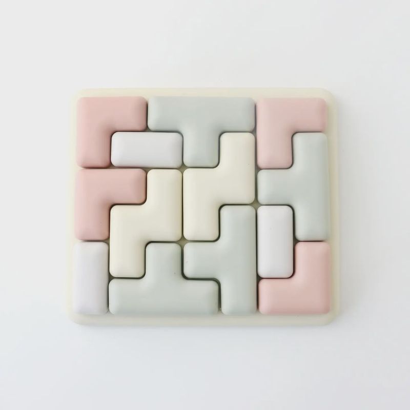 Pentomino Silicone Puzzle ‚Äì Montessori Shape &amp; Logic Toy