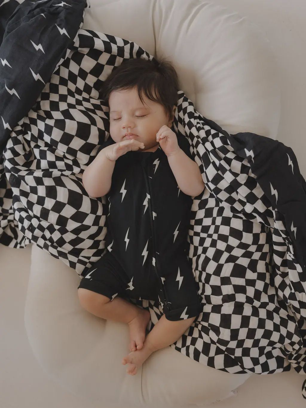 Bamboo Zip Shortie | Midnight Lightning Bolt