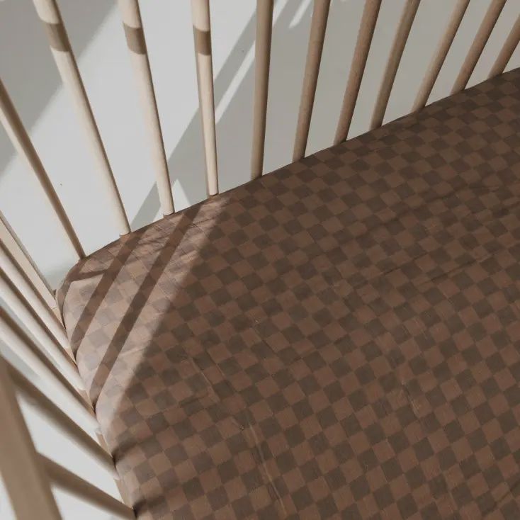 Muslin Crib Sheet | Faded Brown Checkerboard