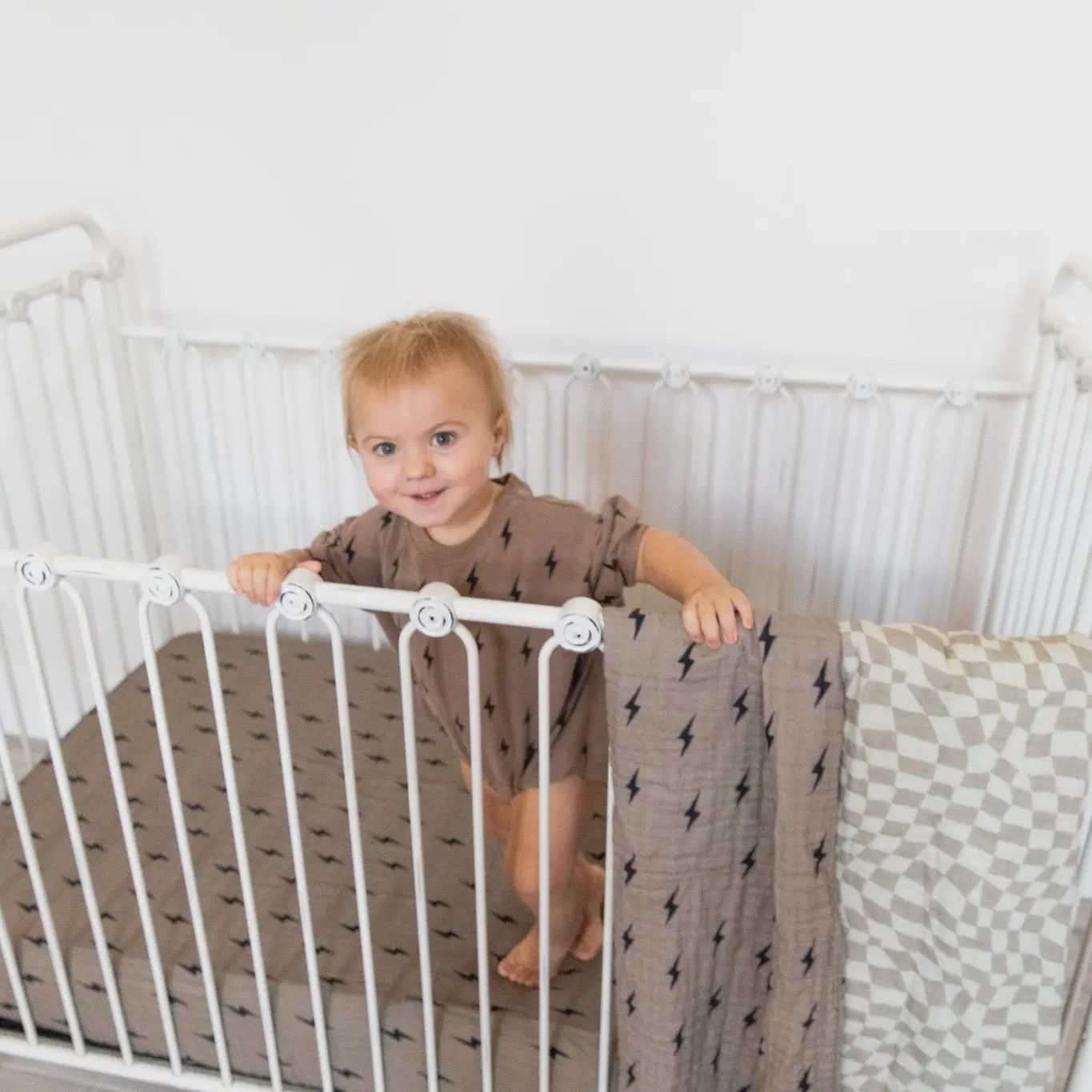 Muslin Crib Sheet | Lightning Bolt