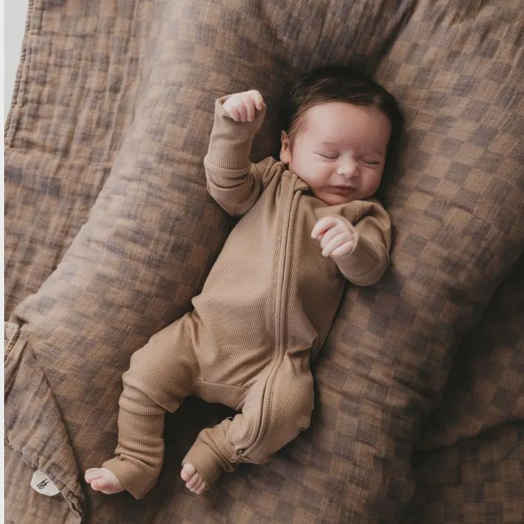 Muslin Quilt | Faded Brown Checkerboard