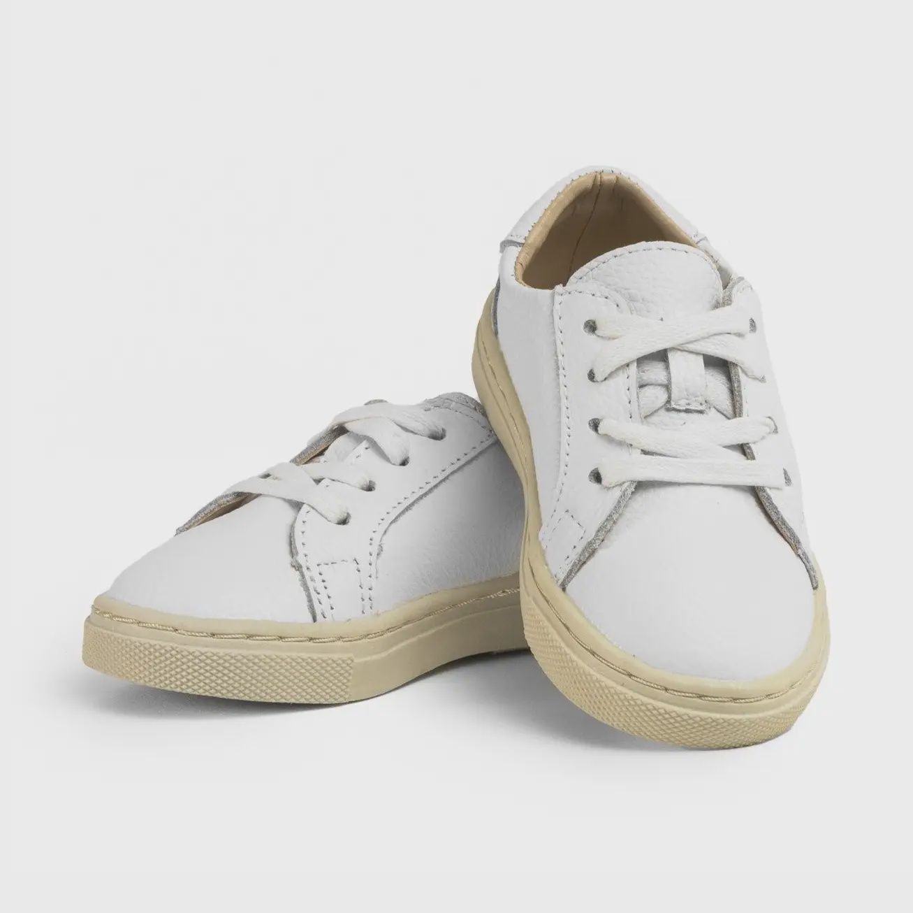 All White - Low Top Sneakers