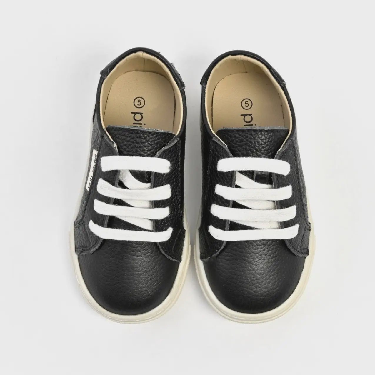 Black - Low Top Sneakers