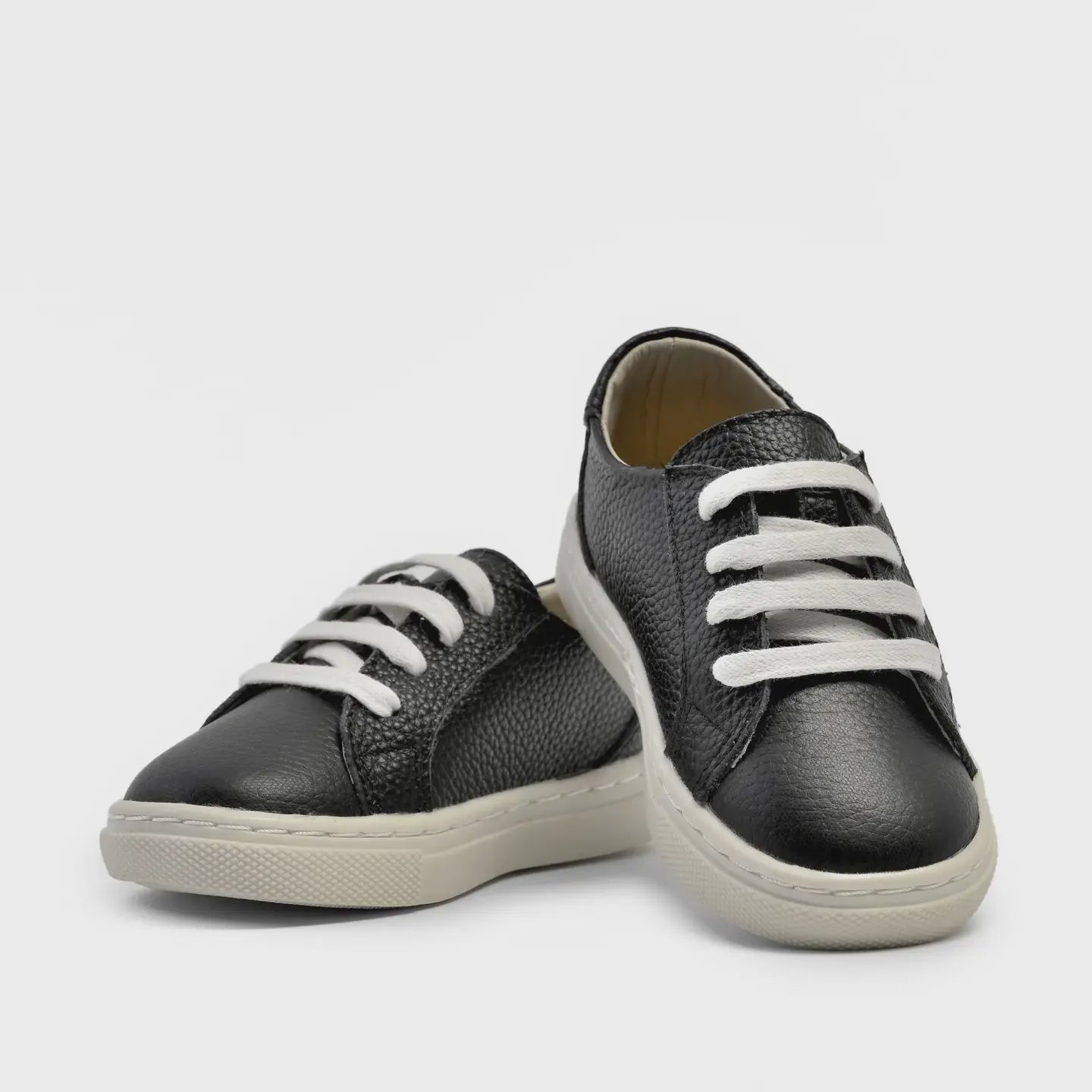 Black - Low Top Sneakers