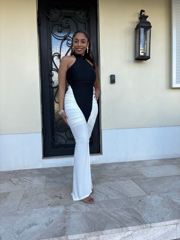 Easy on the eyes (black &amp; white)