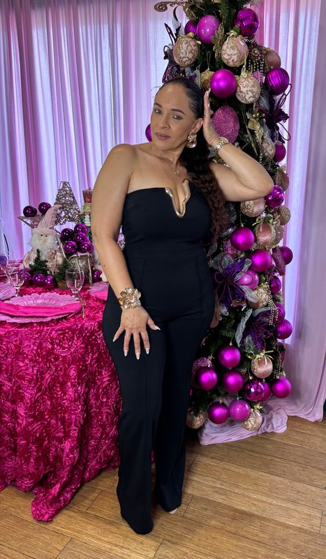 Fits The Curves Right Jumpsuit (black)