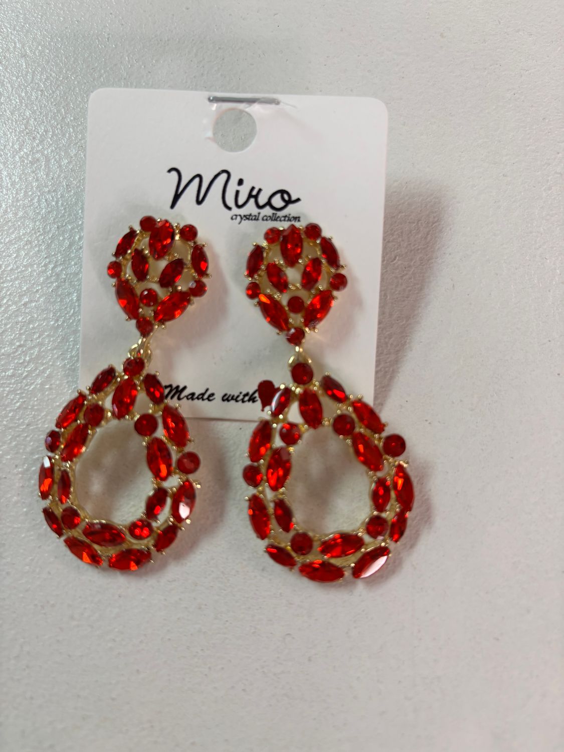 Tear Drop  earring (red)