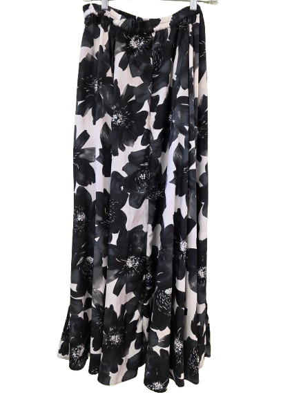 Roz &amp; Ali black and white floral pattern maxi skirt