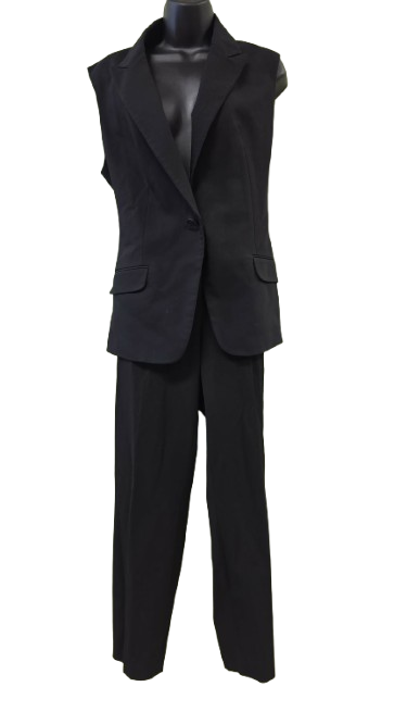 Sleeveless blazer set features a notched lapel vest with a single-button closure and matching trousers, Colour: Black