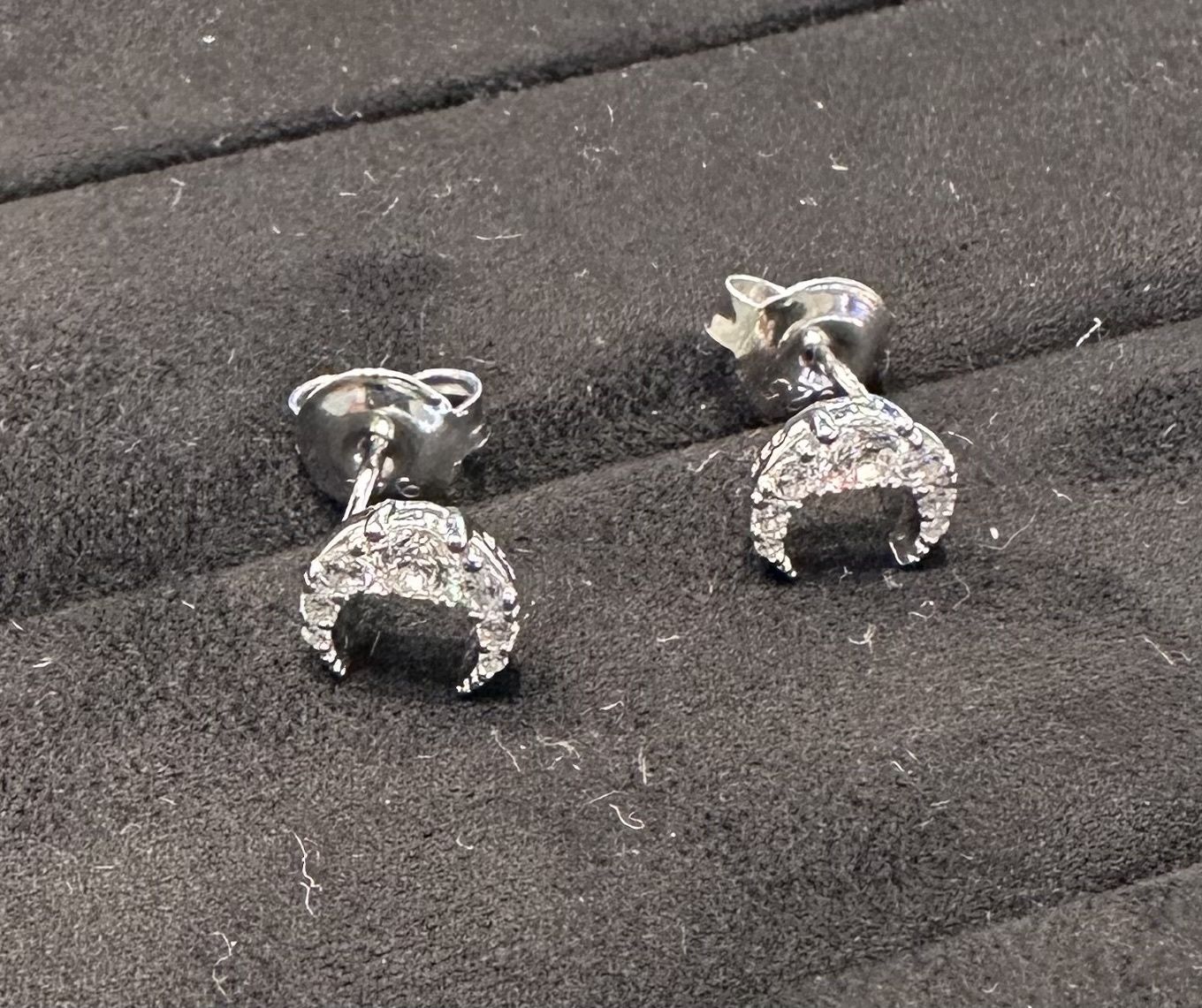 Crescent 7 stn Earring