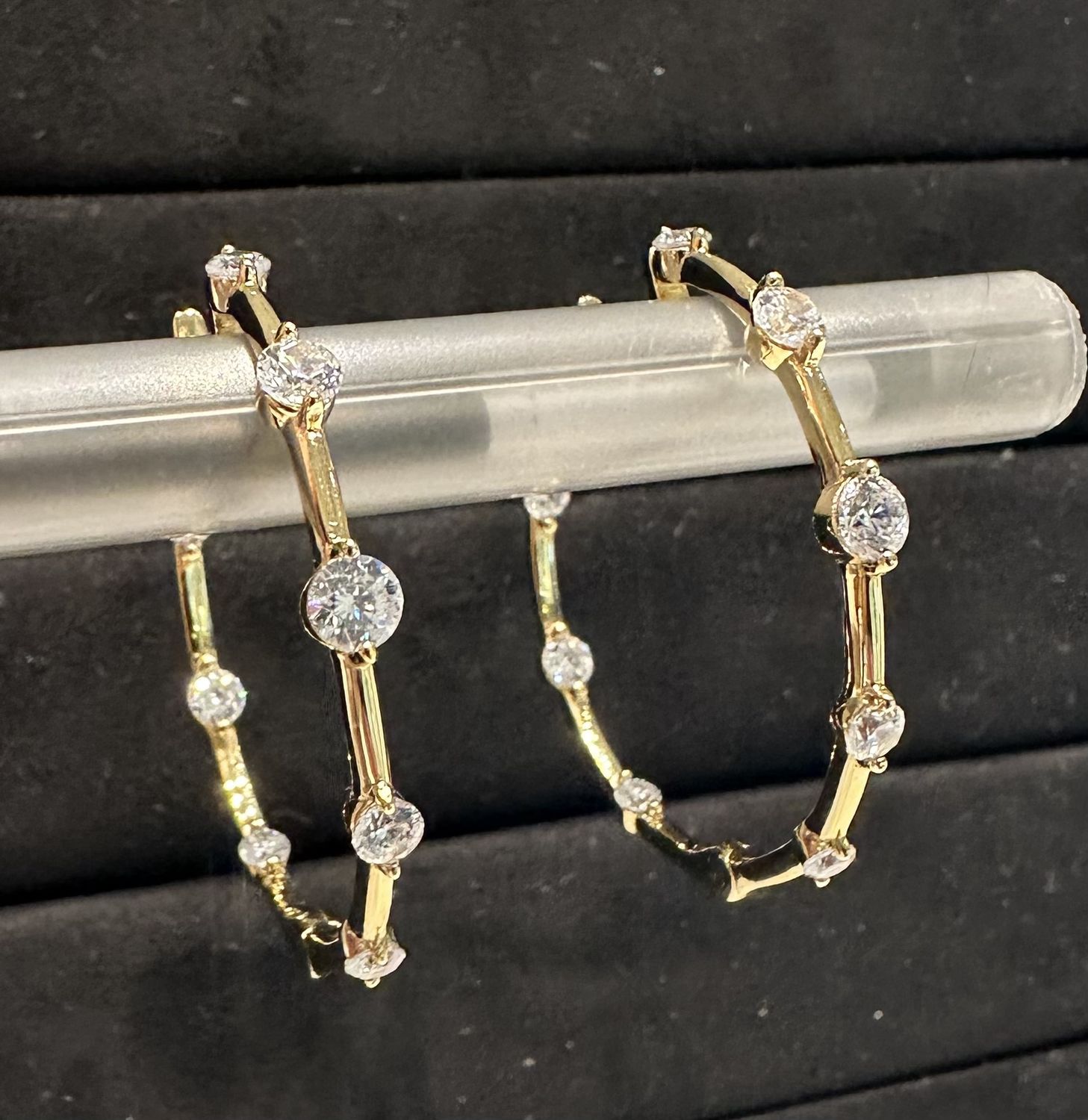 Big Hoop w Stone Earring, Color: gold