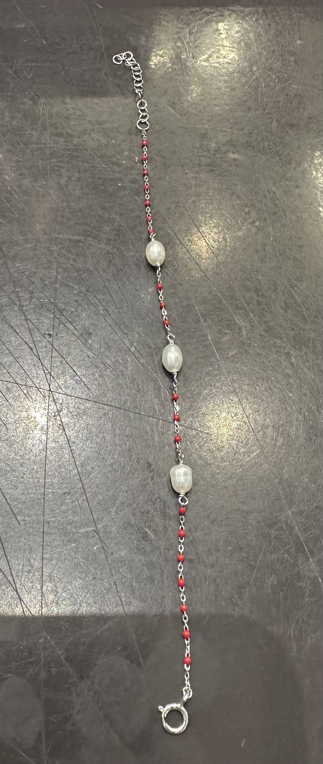 3 Pearl Red Ball Silver Braceler, Color: silver