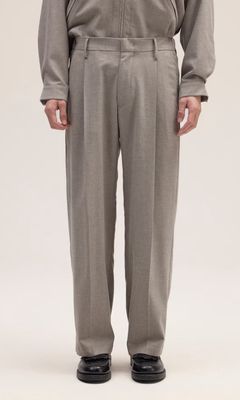 KAY PLEATED TAILORED RELAXED FIT PANT
