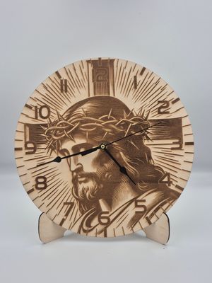 Zegar z wizerunkiem Chrystusa w koronie cierniowej