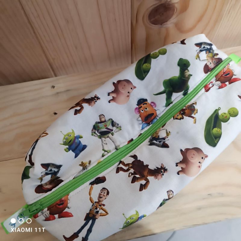 trousse a crayons personnage trousse a crayons personnage