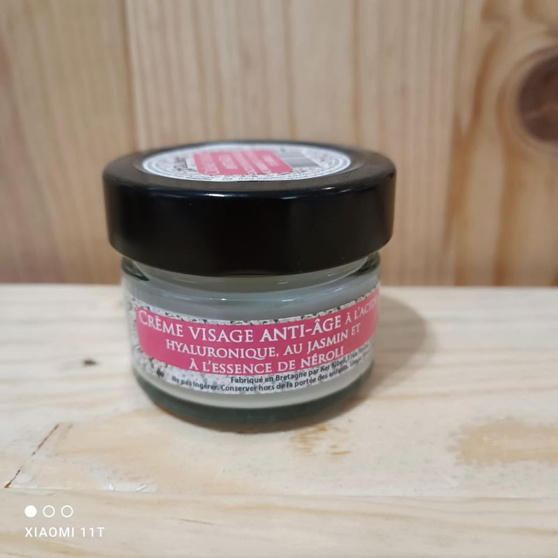 crème visage anti-âge a l'acide hyaluronique, jasmin et a l'esence de néroli