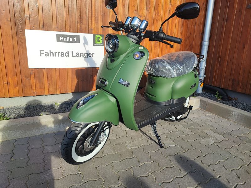 MiniMe Elektro der Marke Burnout Trade Farbe "Mattgrün" 2000 Watt MiniMe Elektro der Marke Burnout Trade Farbe "Mattgrün" 2000 Watt