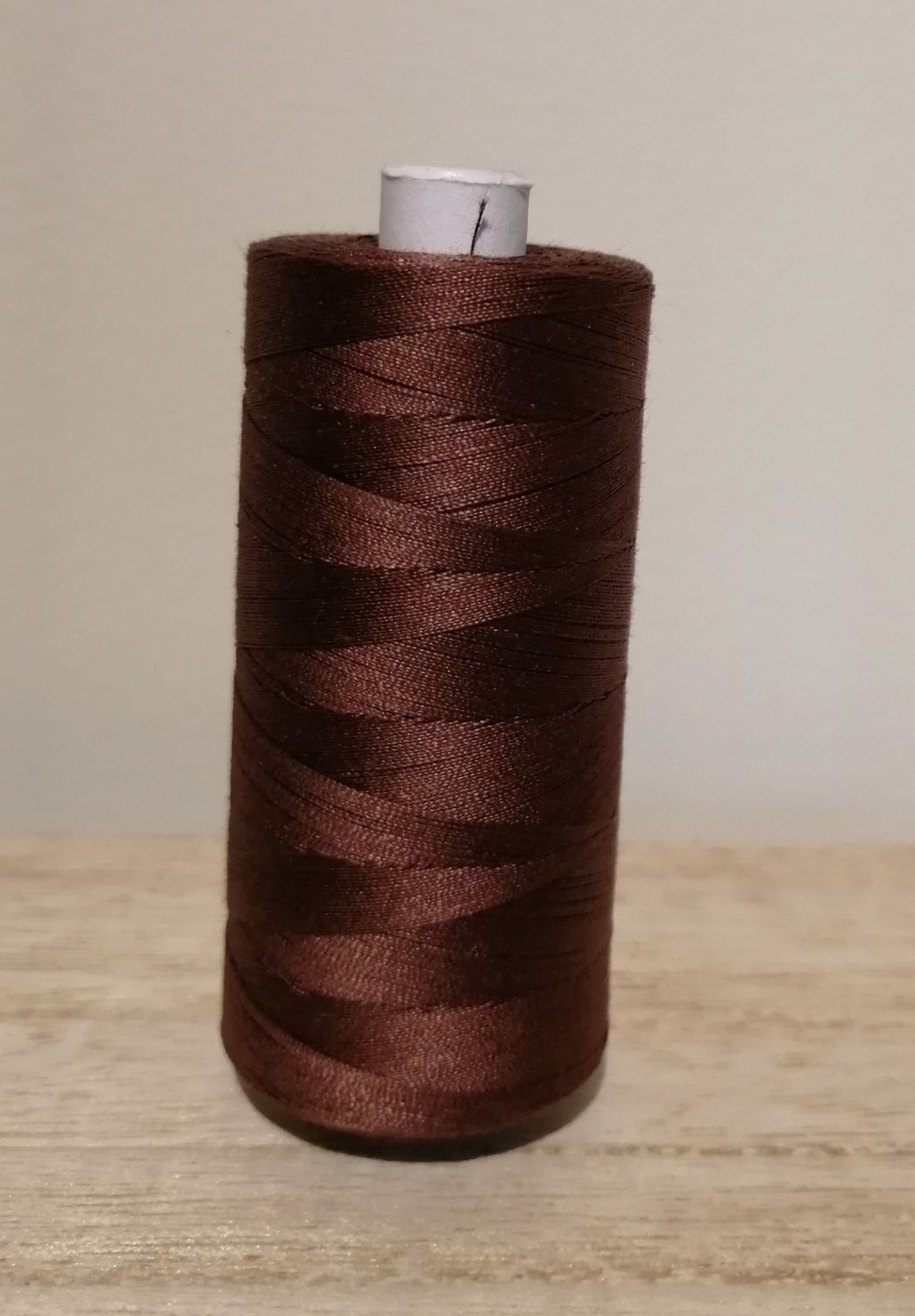 Forbitex katoengaren, donkerbruin.