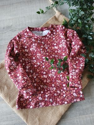 Longsleeve bloemenprint wine.