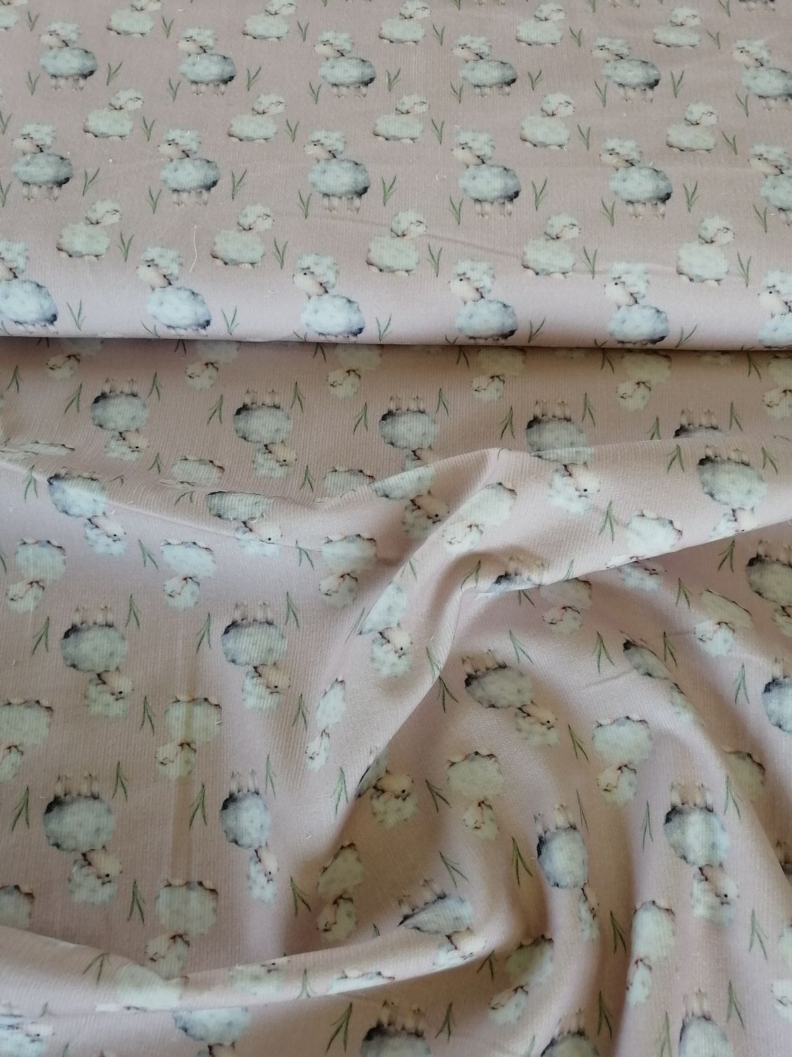 ​Corduroy/ribfluweel schaapjes babycord pink