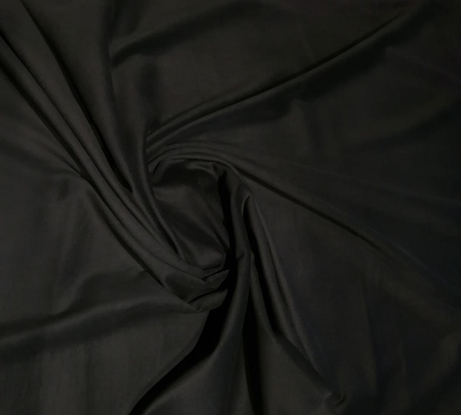 Corduroy / ribfluweel velvet met stretch, black