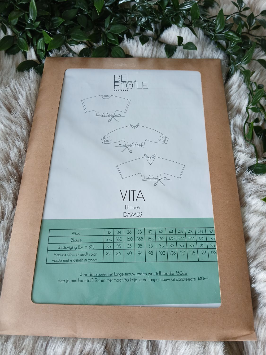 Papieren naaipatroon van Bel Etoile : Vita blouse dames