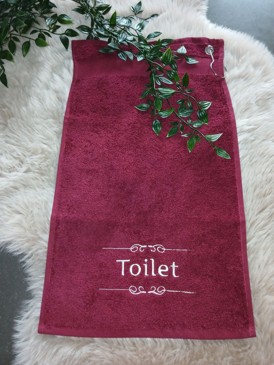 Gastendoekje met borduring.