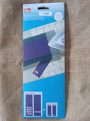 Strijkliniaal van Prym.