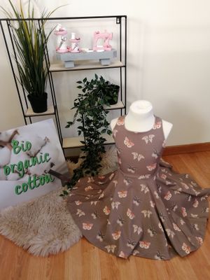 Handgemaakte Racerback jurk maat 104