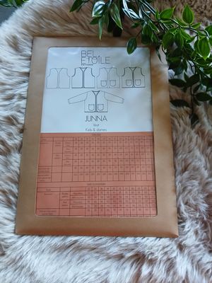 naaipatroon van Bel Etoile : Junna vest kinderen en dames