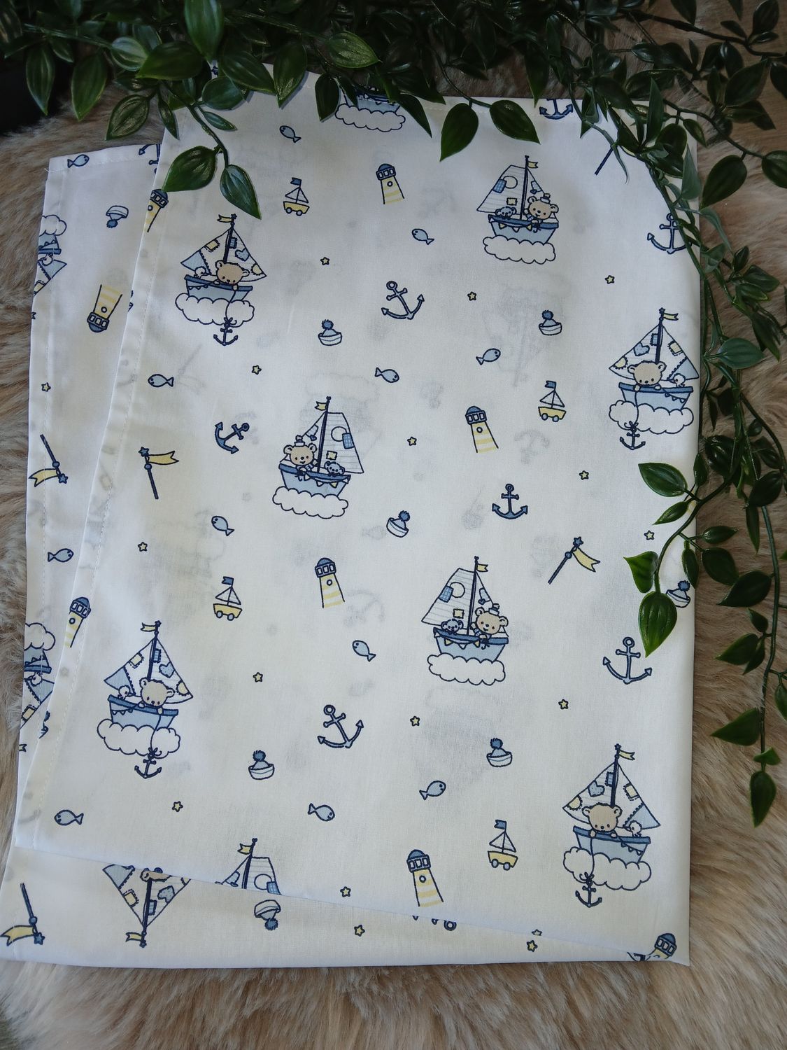 Handgemaakt Laken voor kinderwagen : Beertje met boot