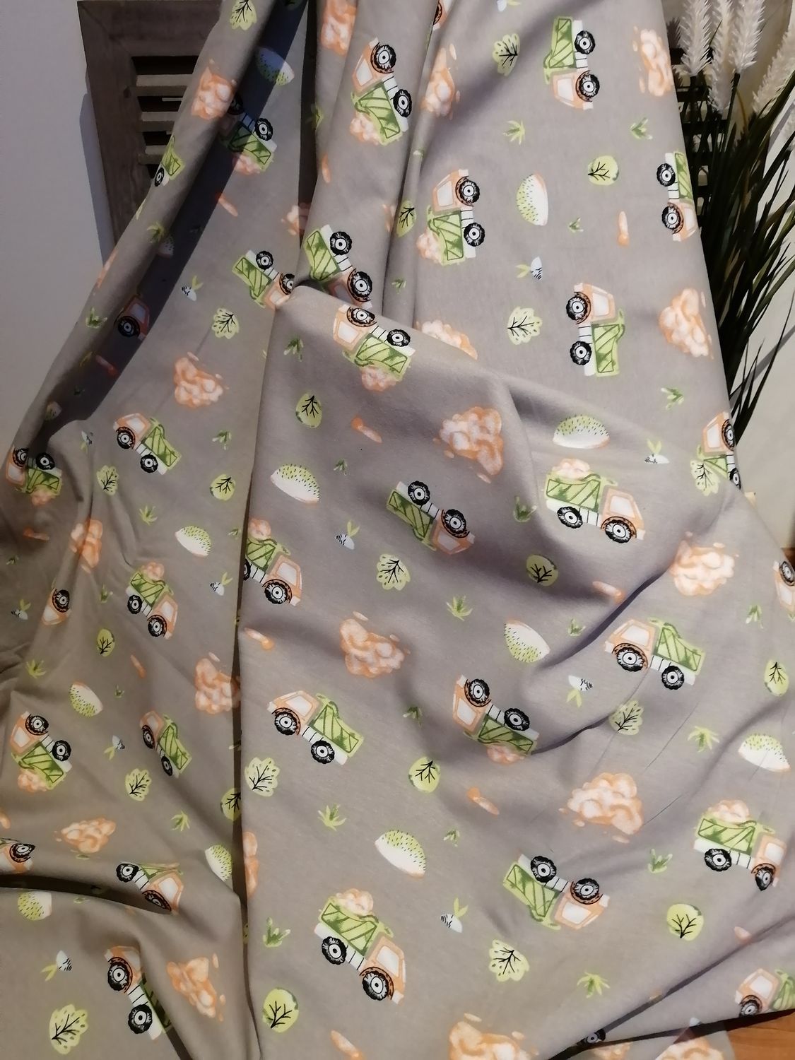 ​Jersey verhicles, kleur grey.