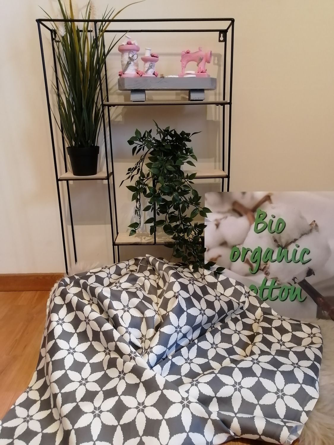 ​Katoen/satijn van Harmony Art-design, flowers.