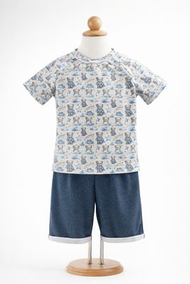 Korte broek, jeanslook blauw.