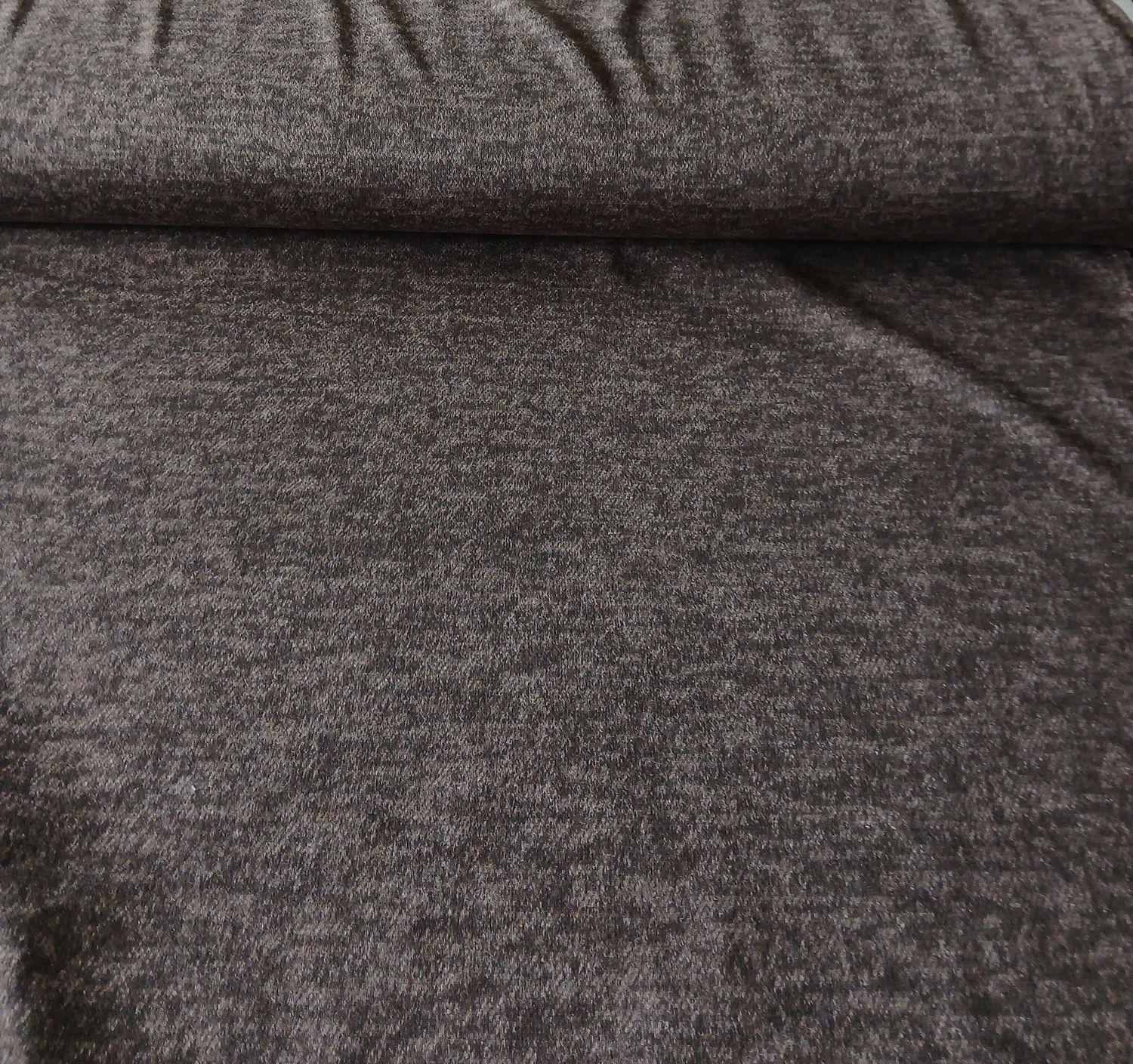 Knitted Tapiz (gebreide stof), kleur bruin.
