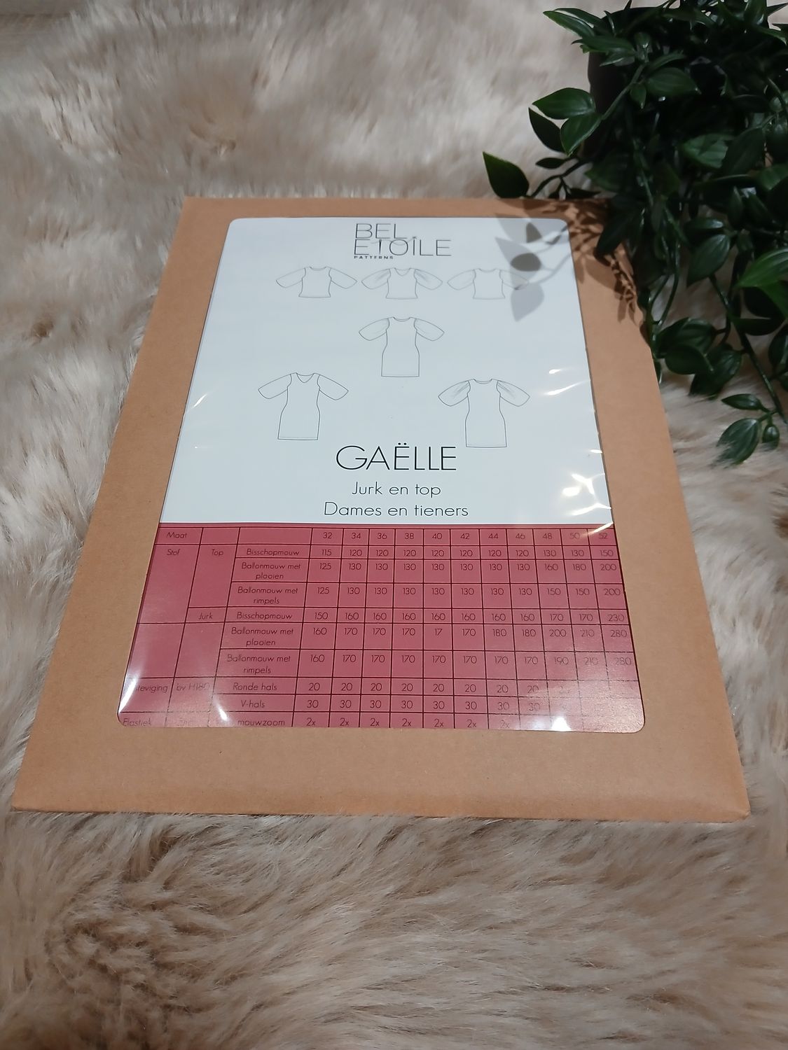 Naaipatroon van Bel Etoile : Gaëlle jurk en top, dames en tieners.