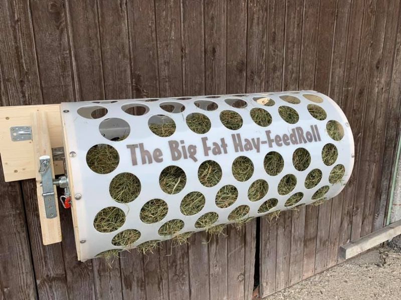 Original HORSEFEED BOX ROLLING DINNER