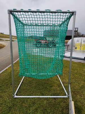 HORSEFEED BOX Stahlrohr-Heuraufe MOBIL 1,6m x 1,6m x 2,1m