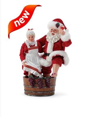 Possible Dreams Bon Appetite Santa & Mrs Claus Making Wine “Christmas Crush” (6010649)