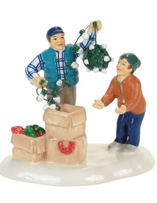 Department 56 Snow Village "Clark & Rusty Continue the Tradition" Christmas Vacation (4058668)
