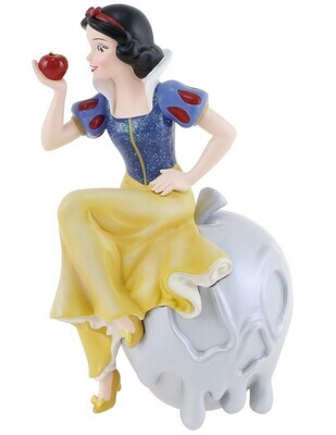 ​Disney Showcase Collection "Snow White with Apple" Iconic Figurine (6013336)