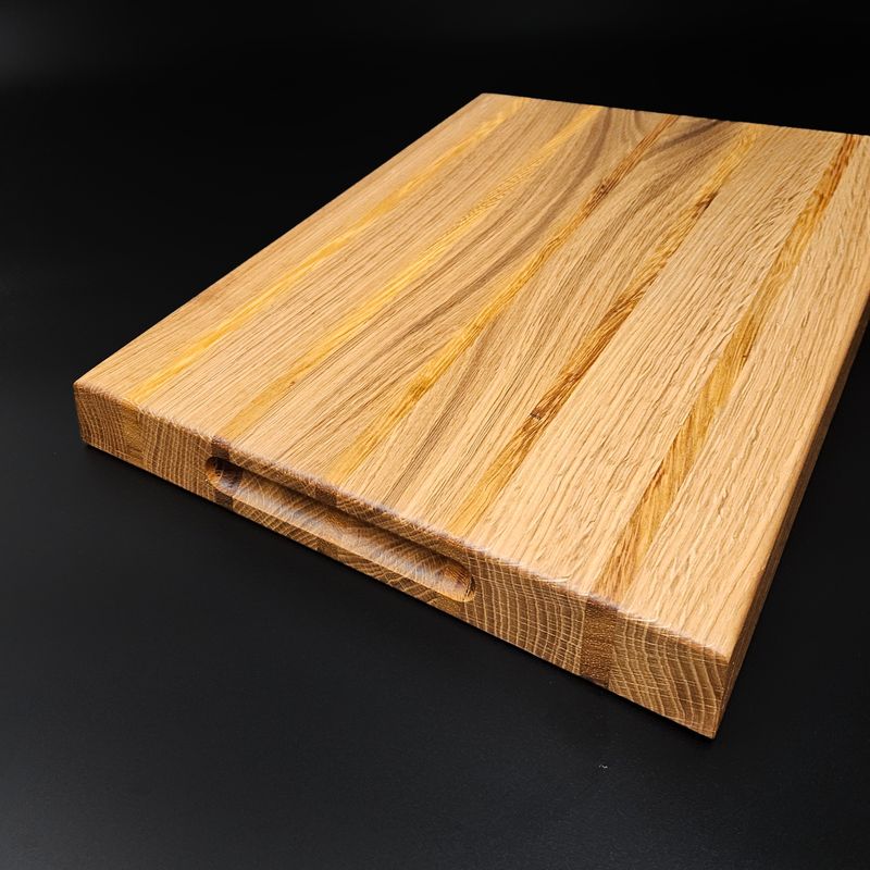 Deska dębowa z uchwytami, stolnica z wstawkami z DREWNA EGZOTYCZNEGO IROKO