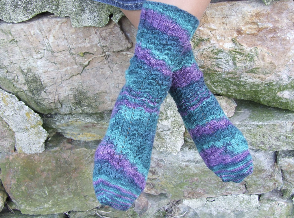Purl Lace Socks Pattern