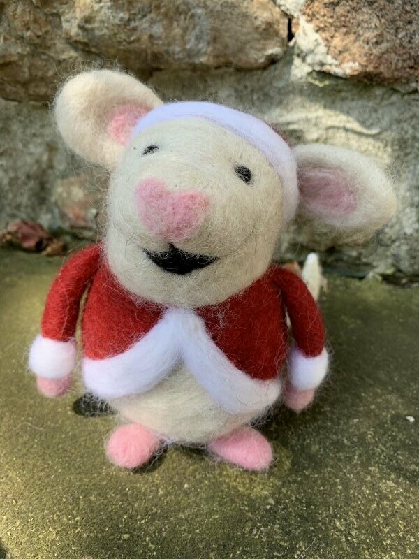 Needle Felted Christmas Mouse