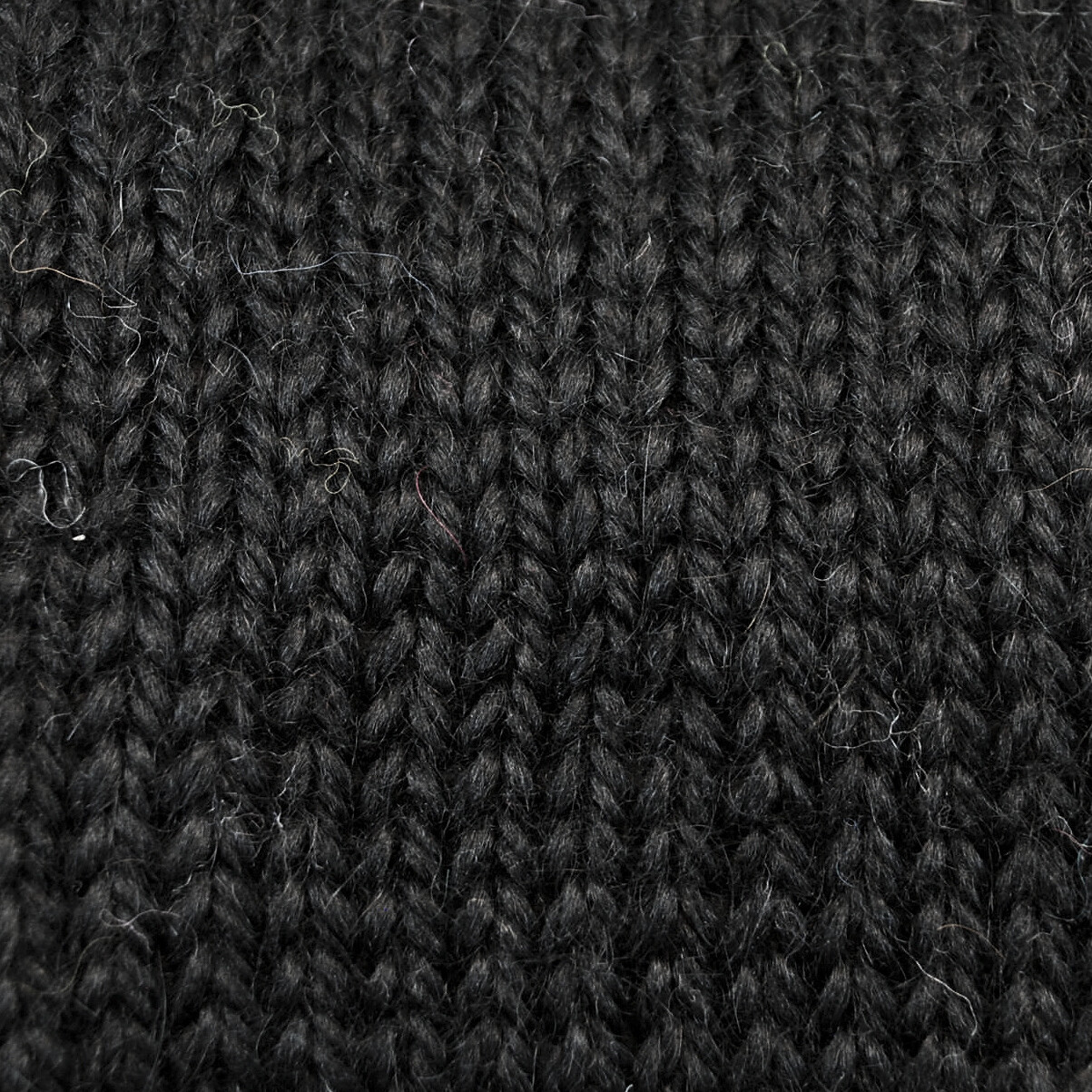 Snuggle Yarn - Black