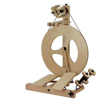 Louet S10 Concept Spinning Wheel - Double Treadle